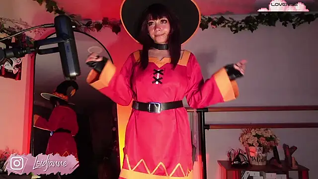 loIijanne online show from November 13, 2025, 12:09 am