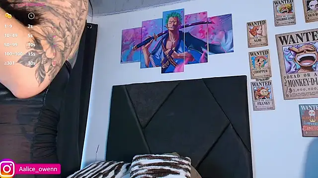 Aliceowenn online show from November 7, 2025, 9:48 pm