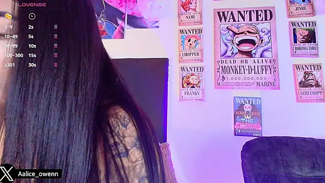 Snapshot of Aliceowenn chatting on February 19, 2026, 6:59 pm Aliceowenn online show from February 19, 2026, 6:59 pm