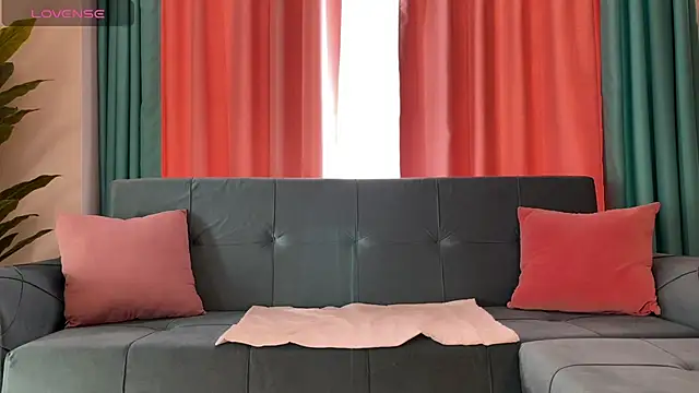 Snapshot of UrGoddessJenny chatting on February 20, 2026, 10:05 am UrGoddessJenny online show from February 20, 2026, 10:05 am