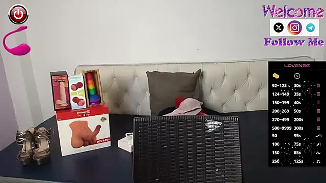 SofiaMadisson online show from February 22, 2025, 5:02 pm