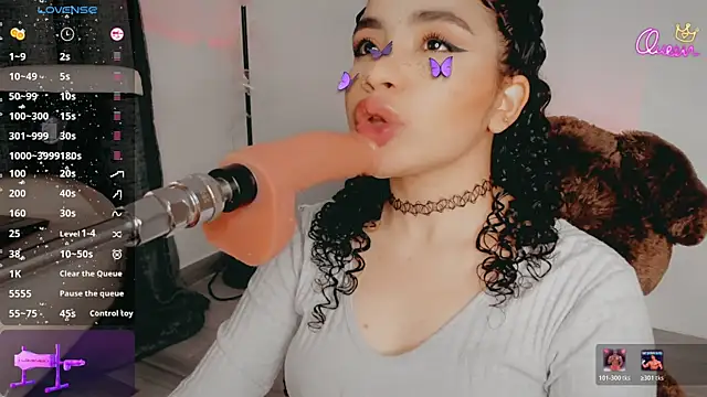 Snapshot of Queen_Deepthroat chatting on January 16, 2026, 11:42 pm Queen Deepthroat online show from January 16, 2026, 11:42 pm