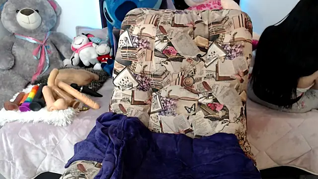 Lorenahot 06 online show from October 25, 2025, 6:13 pm