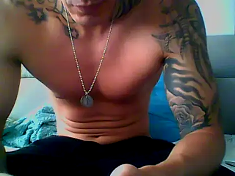 Snapshot of Skater29xx2 chatting on February 26, 2025, 6:00 pm Skater29xx2 online show from February 26, 2025, 6:00 pm