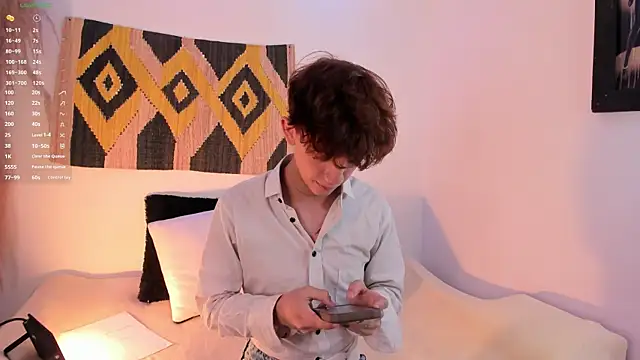 Tomy Rox online show from February 18, 2025, 8:47 pm