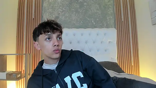 Tomy Rox online show from March 29, 2026, 9:15 pm