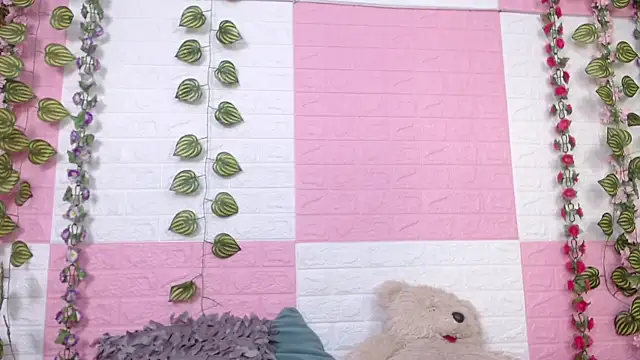 Snapshot of AnyaFloyd69 chatting on March 21, 2025, 9:12 pm AnyaFloyd69 online show from March 21, 2025, 9:12 pm