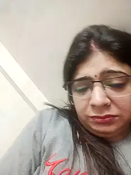 Husnpari20 online show from January 5, 2025, 5:41 pm