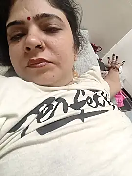 Husnpari20 online show from October 11, 2025, 5:00 pm