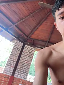 Snapshot of Angel_esteban_fx chatting on December 3, 2025, 2:15 pm Angel esteban fx online show from December 3, 2025, 2:15 pm