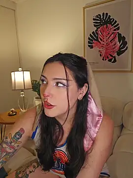 freya bella  online show from May 22, 2026, 4:56 pm