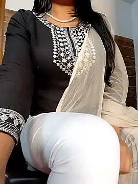Snapshot of Anamika_24 chatting on February 10, 2025, 5:58 am Anamika 24 online show from February 10, 2025, 5:58 am