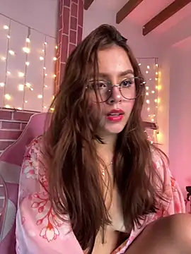 Snapshot of Juanelopez1 chatting on January 12, 2026, 1:11 am Juanelopez1 online show from January 12, 2026, 1:11 am