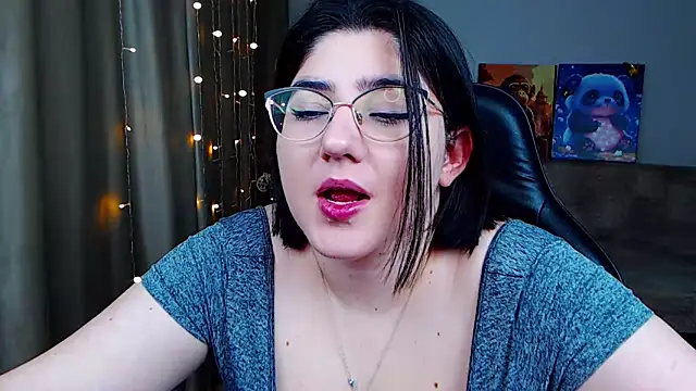 Snapshot of Crazy_Bunya chatting on January 6, 2025, 2:03 pm Crazy Bunya online show from January 6, 2025, 2:03 pm