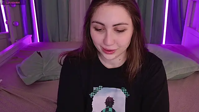 Snapshot of WinryRoss chatting on March 4, 2026, 4:07 am WinryRoss online show from March 4, 2026, 4:07 am