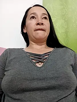 emilypoppy3 online show from February 9, 2026, 8:57 pm