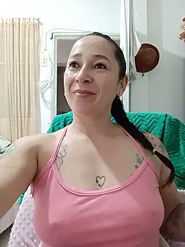 emilypoppy3 online show from June 3, 2026, 8:47 pm