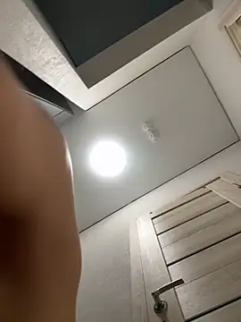 NewLale online show from September 25, 2025, 2:26 am