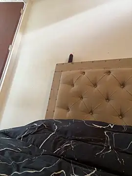 Snapshot of DeboraEvans chatting on February 19, 2026, 9:22 pm DeboraEvans online show from February 19, 2026, 9:22 pm