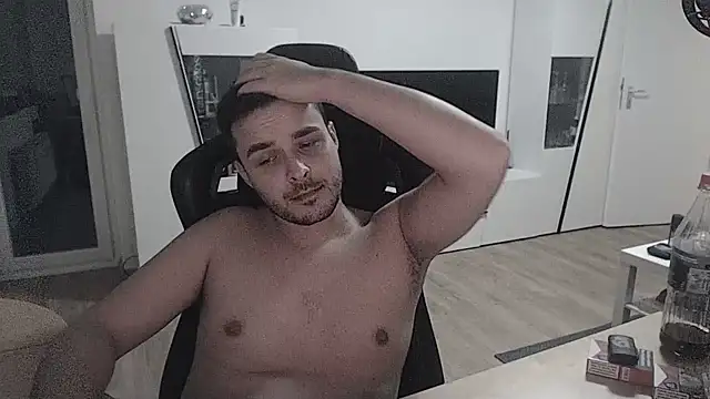 Snapshot of SharkLuigi chatting on February 2, 2025, 2:17 am SharkLuigi online show from February 2, 2025, 2:17 am