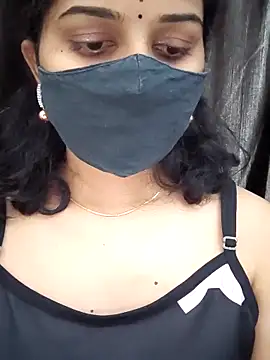 Snapshot of Angleannie chatting on February 13, 2026, 7:32 pm Angleannie online show from February 13, 2026, 7:32 pm