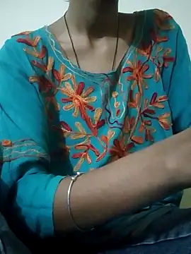 Snapshot of Kumkum_36 chatting on September 16, 2025, 4:57 am Kumkum 36 online show from September 16, 2025, 4:57 am