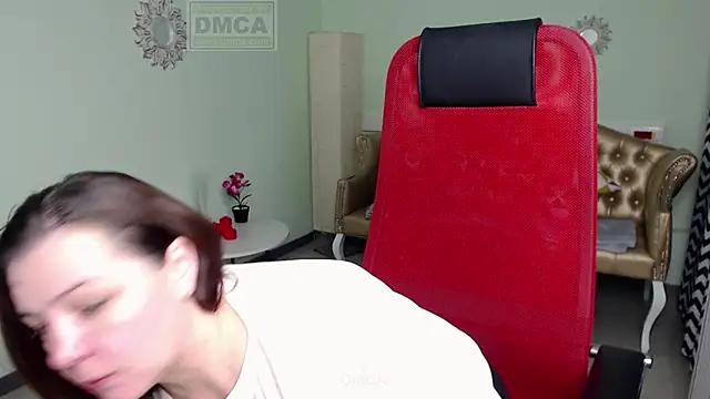 Lily flower7 online show from February 22, 2025, 3:23 am