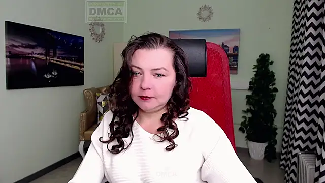 Snapshot of Lily_flower7 chatting on April 18, 2026, 6:28 am Lily flower7 online show from April 18, 2026, 6:28 am