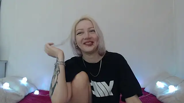 Emily hardcore online show from July 15, 2026, 10:37 pm
