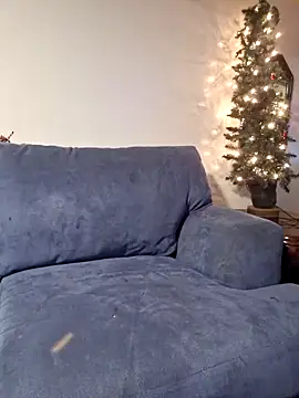 Snapshot of samone9 chatting on December 15, 2024, 2:48 pm samone9 online show from December 15, 2024, 2:48 pm