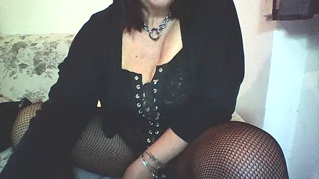 Snapshot of 45marina45 chatting on March 9, 2026, 3:38 pm 45marina45 online show from March 9, 2026, 3:38 pm