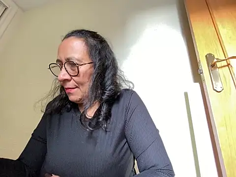 sweeviolet online show from January 23, 2025, 2:17 pm