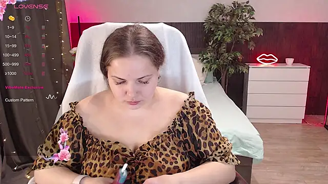 Snapshot of Crazyy_girl_ chatting on March 26, 2026, 9:37 am Crazyy girl online show from March 26, 2026, 9:37 am