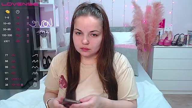 Snapshot of Crazyy_girl_ chatting on March 27, 2026, 5:13 am Crazyy girl online show from March 27, 2026, 5:13 am