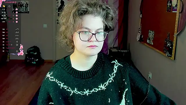 Snapshot of Sashy_Way chatting on December 15, 2024, 1:13 am Sashy Way online show from December 15, 2024, 1:13 am