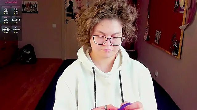 Snapshot of Sashy_Way chatting on January 3, 2025, 3:16 am Sashy Way online show from January 3, 2025, 3:16 am