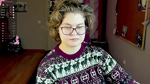 Snapshot of Sashy_Way chatting on January 4, 2025, 9:52 pm Sashy Way online show from January 4, 2025, 9:52 pm