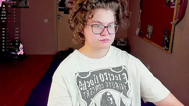 Snapshot of Sashy_Way chatting on January 23, 2025, 1:02 pm Sashy Way online show from January 23, 2025, 1:02 pm