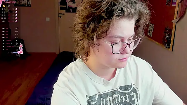 Snapshot of Sashy_Way chatting on January 23, 2025, 4:04 pm Sashy Way online show from January 23, 2025, 4:04 pm