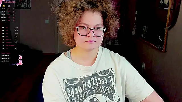 Snapshot of Sashy_Way chatting on March 15, 2025, 2:55 pm Sashy Way online show from March 15, 2025, 2:55 pm