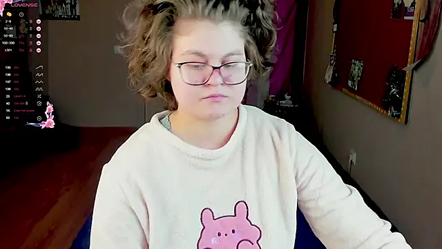 Snapshot of Sashy_Way chatting on March 21, 2025, 4:07 pm Sashy Way online show from March 21, 2025, 4:07 pm