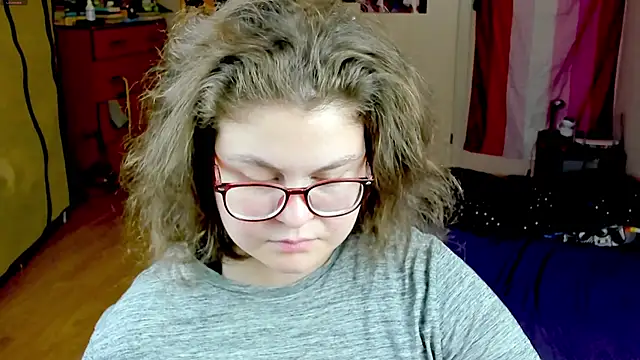 Snapshot of Sashy_Way chatting on October 9, 2025, 4:49 pm Sashy Way online show from October 9, 2025, 4:49 pm