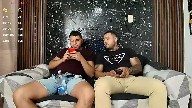 Snapshot of hott_dicks chatting on February 11, 2025, 8:52 pm hott dicks online show from February 11, 2025, 8:52 pm