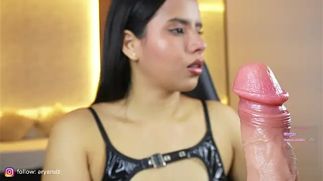 Snapshot of arya_ruizz chatting on October 25, 2025, 1:51 pm arya ruizz online show from October 25, 2025, 1:51 pm