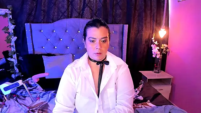 martina foxy  online show from February 19, 2025, 2:34 pm