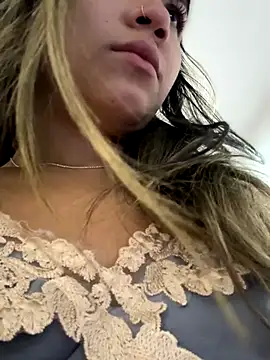 Snapshot of Mila_Morgan chatting on October 17, 2025, 3:14 pm Mila Morgan online show from October 17, 2025, 3:14 pm