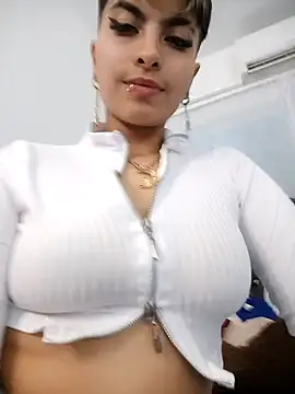 Snapshot of ivanna_rivera chatting on December 12, 2024, 6:10 pm ivanna rivera online show from December 12, 2024, 6:10 pm