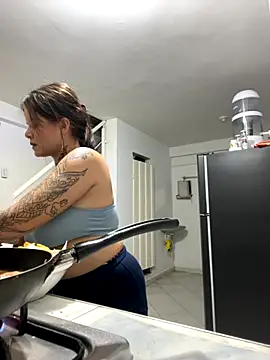 Snapshot of ivanna_rivera chatting on October 5, 2025, 11:35 pm ivanna rivera online show from October 5, 2025, 11:35 pm