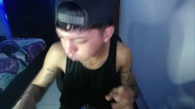 Snapshot of Sxntisaul__ chatting on February 16, 2025, 9:05 pm Sxntisaul online show from February 16, 2025, 9:05 pm