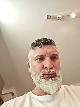 Snapshot of BlowMyXXL chatting on March 21, 2025, 5:21 am BlowMyXXL online show from March 21, 2025, 5:21 am